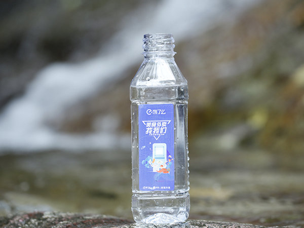方瓶瓶型定制水