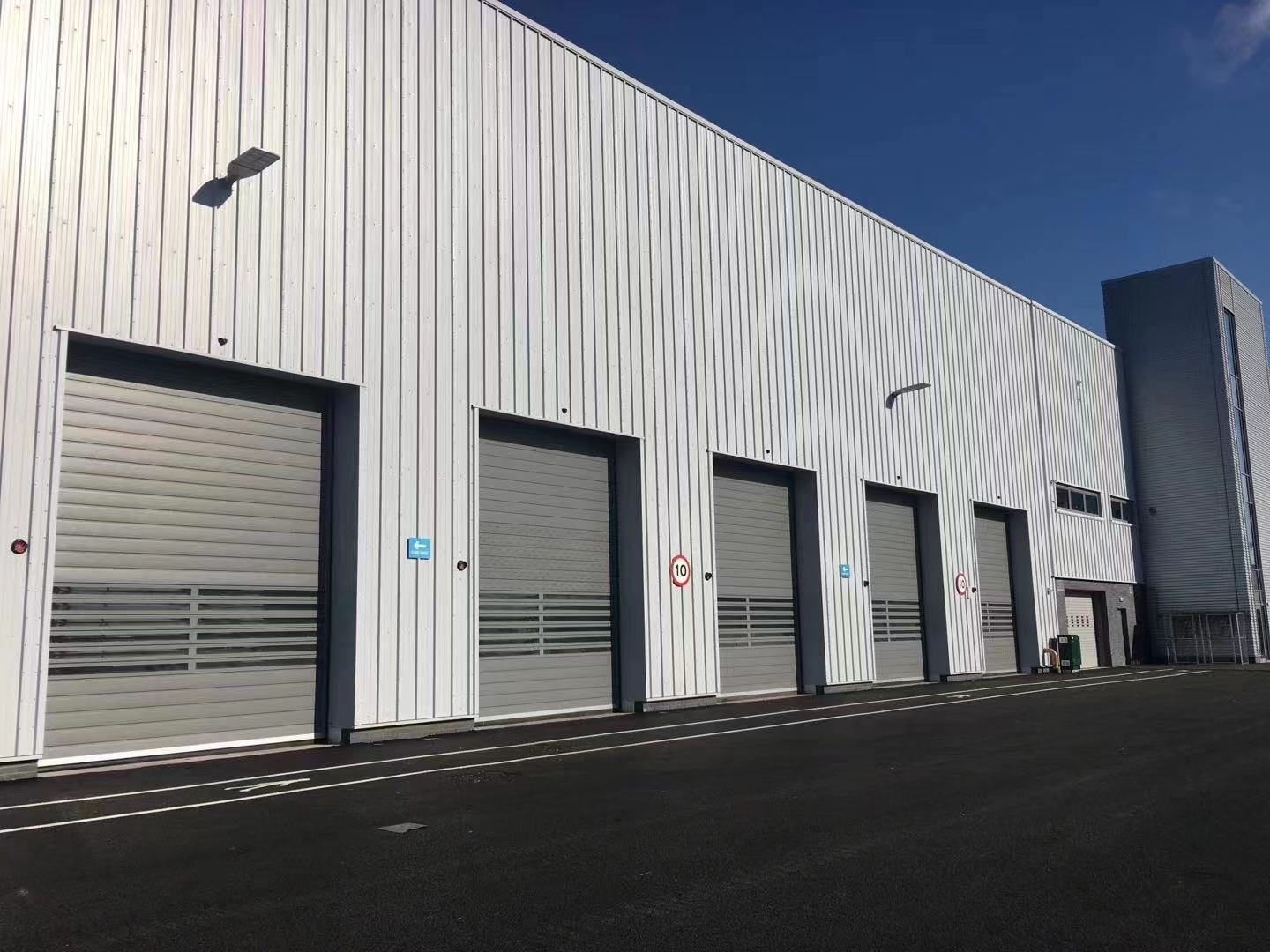 螺旋硬质快速保温门