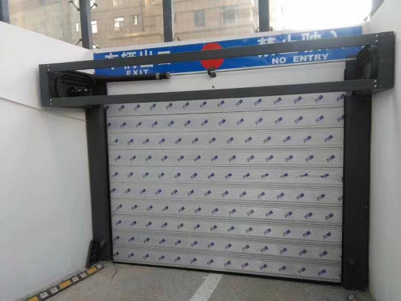 螺旋硬质快速保温门