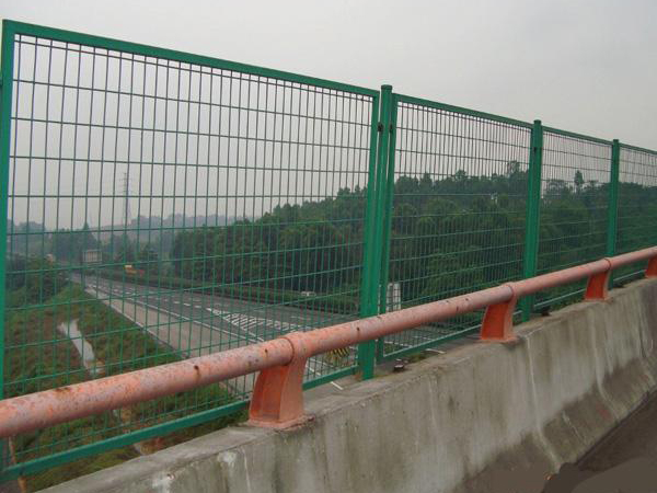 高速公路护栏 (5)