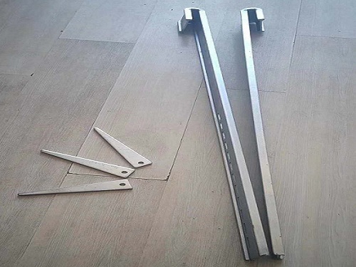 方柱扣