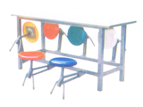 六人铁架折凳餐桌