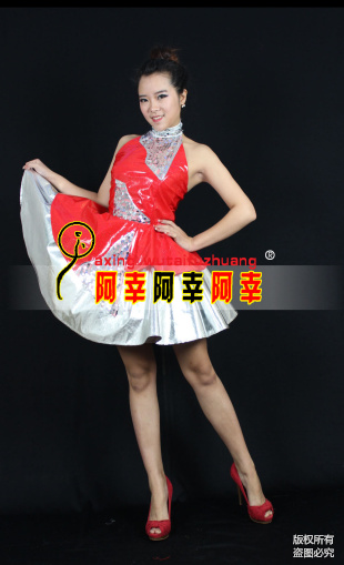现代舞服装