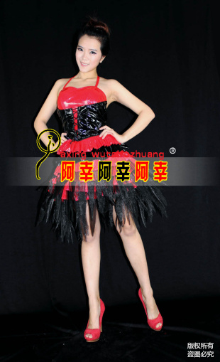 现代舞服装