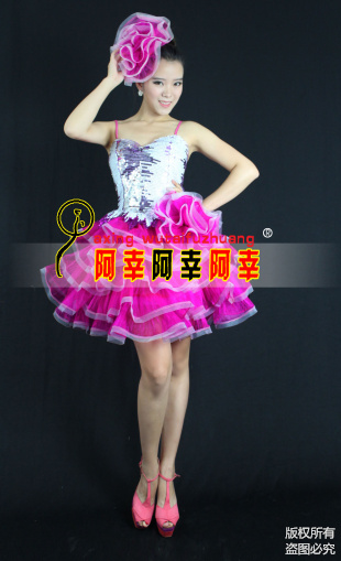 现代舞服装