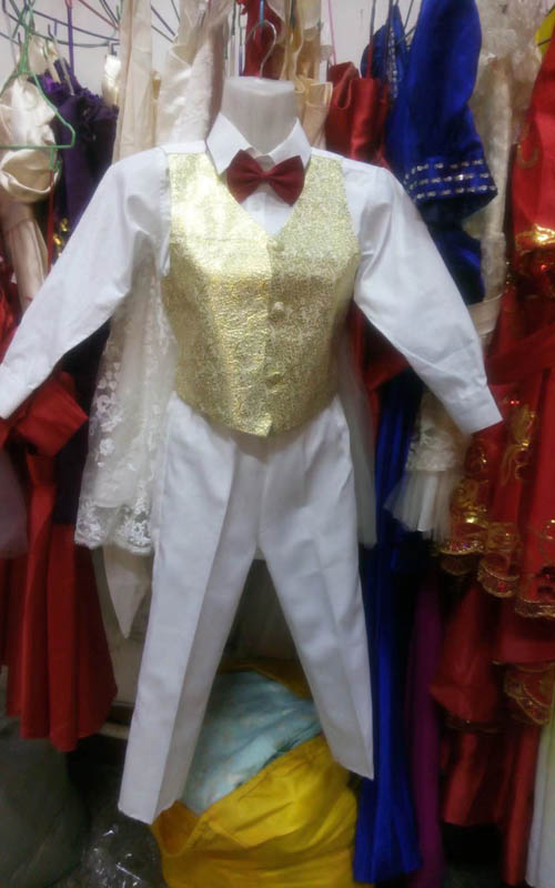 男孩礼服