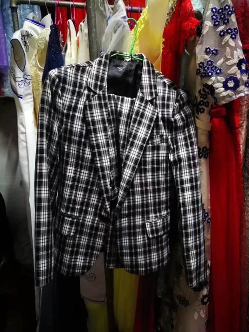 男孩礼服