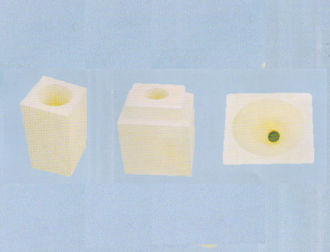 燒結(jié)鋯莫來(lái)石磚 Casting zirconium mullite brick