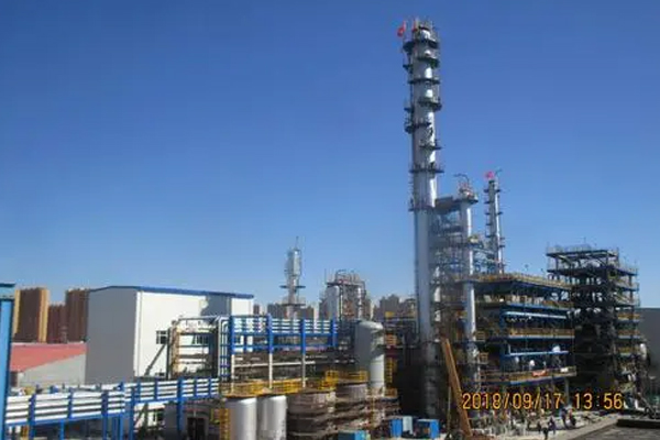 煤间接液化工业化示范项目出油