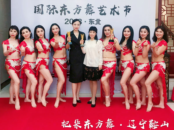 大赛团体舞