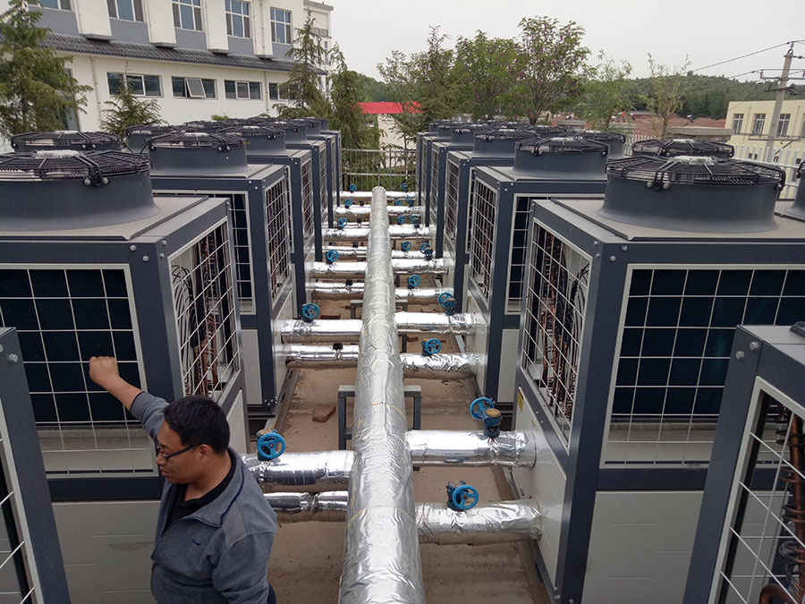 晉城十一中空氣源熱泵供暖工程