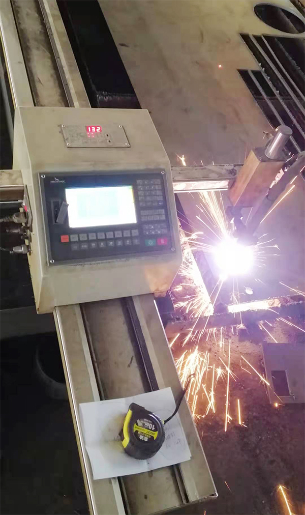 數(shù)控等離子切割機