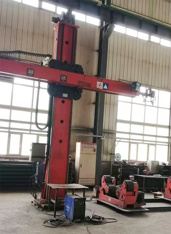 埋弧自動焊機
